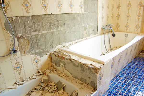 Bathtub Demolition in Fort Wayne